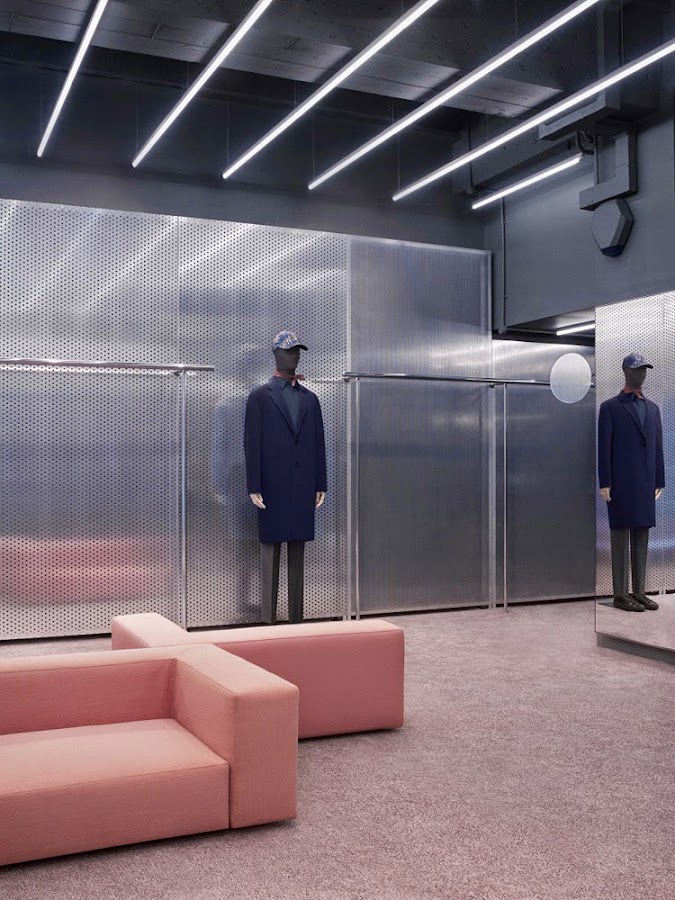 Acne Studios, Maisons de mode, à Londres