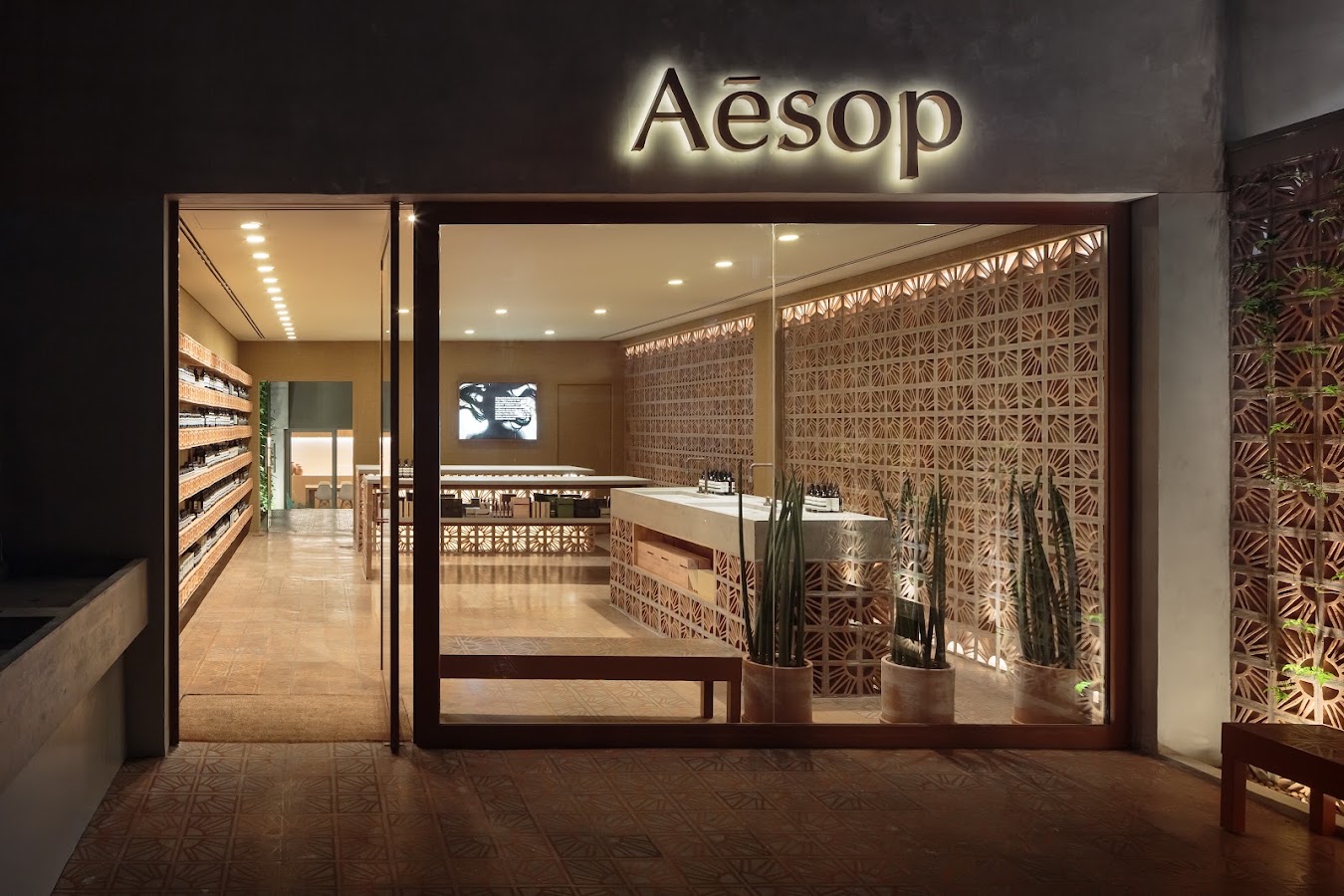 Aesop, Maisons de mode