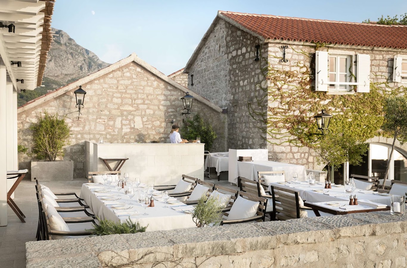 Aman Sveti Stefan Montenegro, Hôtels et palaces