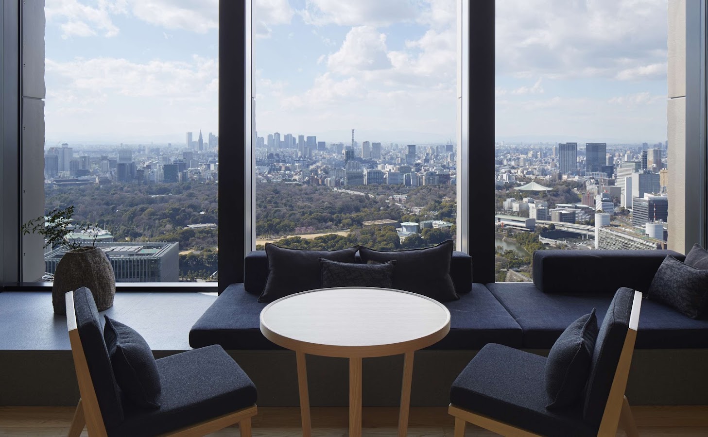 Aman Tokyo Japan, Hôtels et palaces