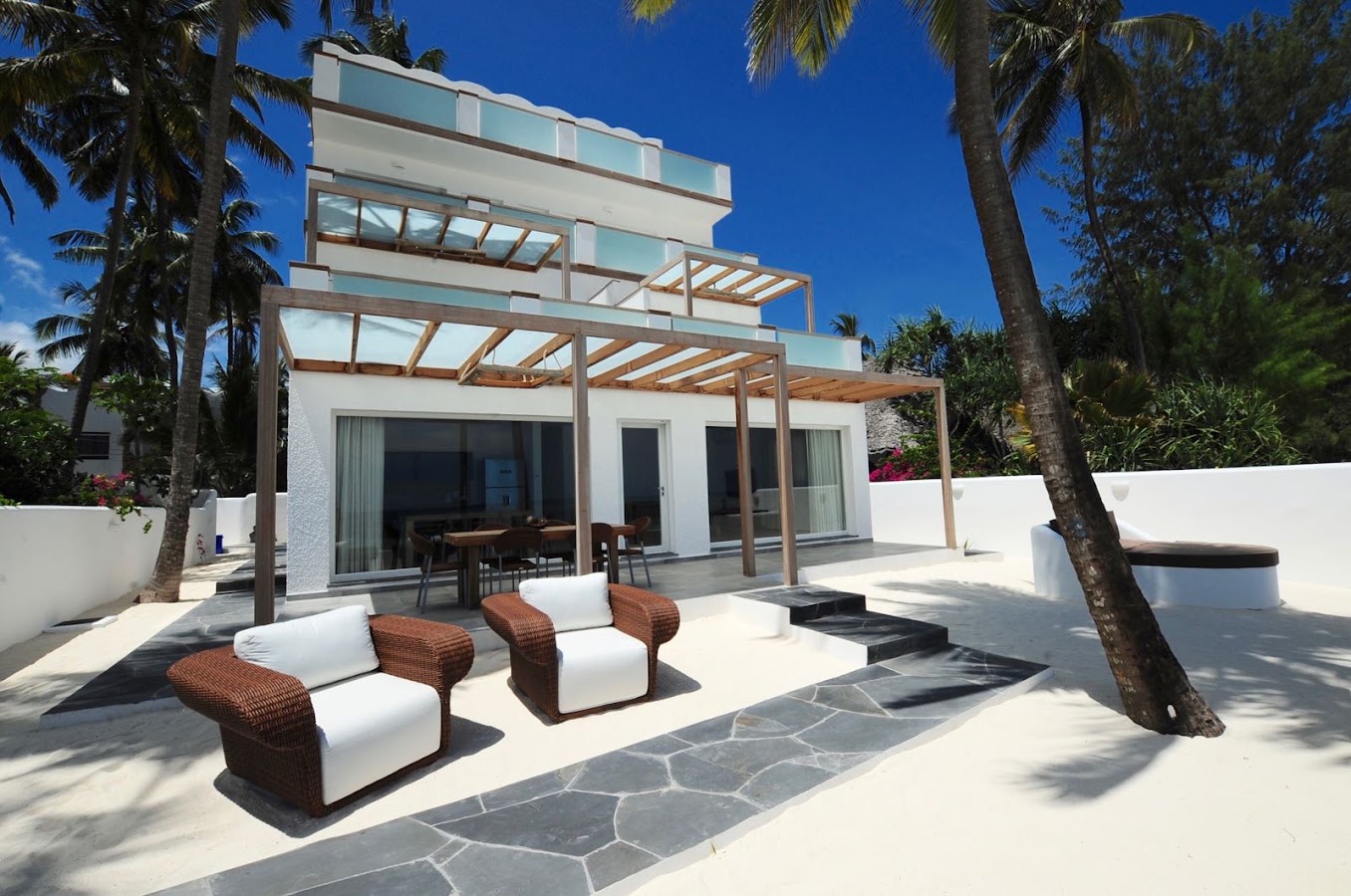 Amani residential Hotel, Hôtels et palaces