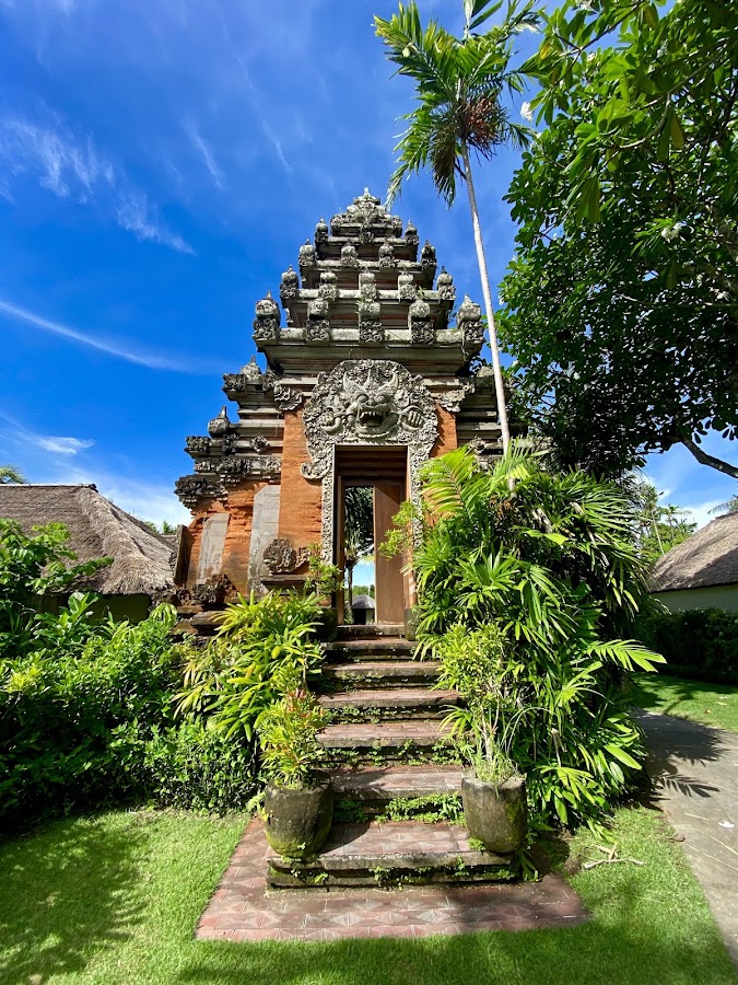 Belmond Jimbaran Puri, Hôtels et palaces