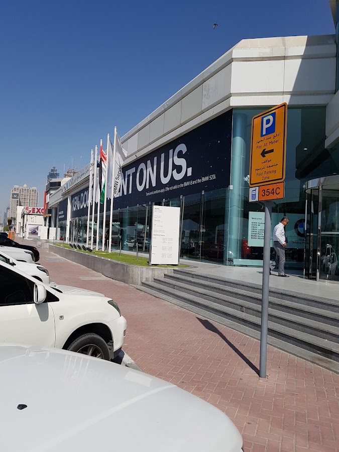 BMW Dubai, Expériences privées, à Dubaï