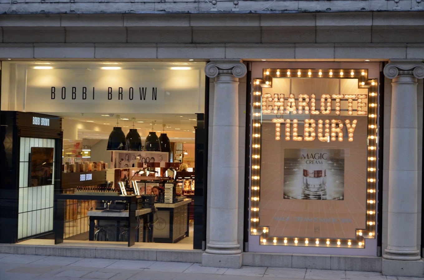 Bobbi Brown Studio, Spas et bien-être, à Londres