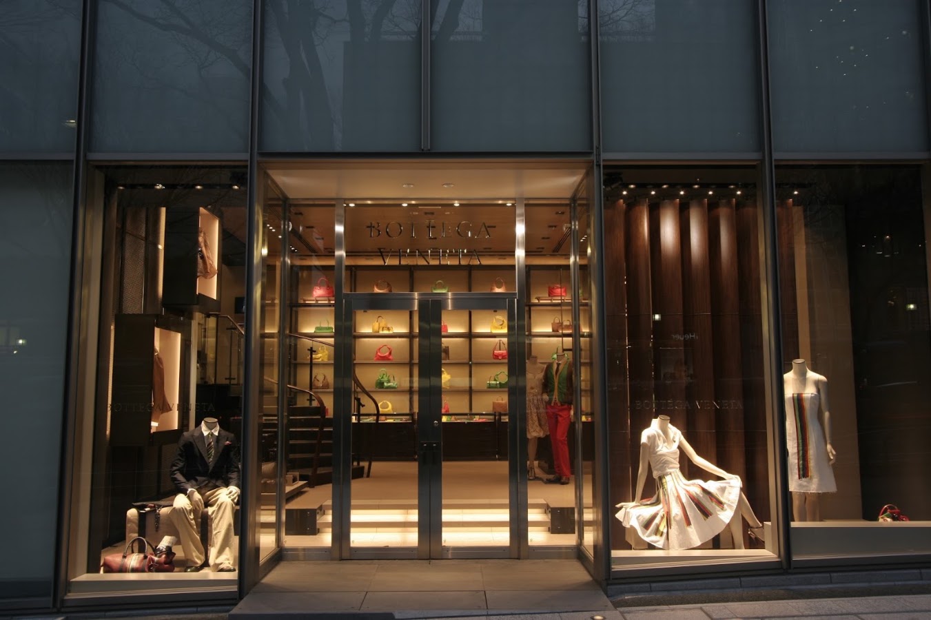 Bottega Veneta Tokyo Aoyama, Maisons de mode