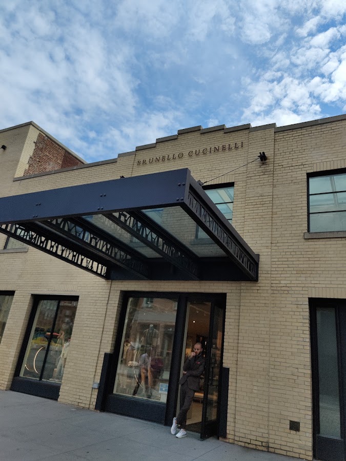 Brunello Cucinelli, Maisons de mode, à New York