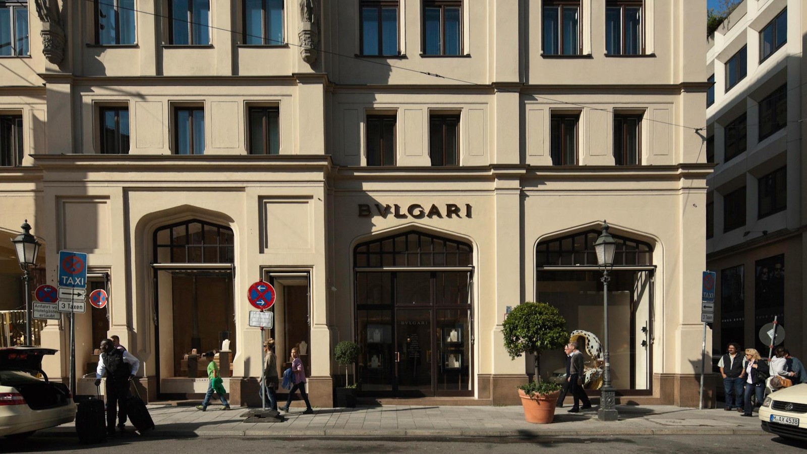 Bulgari, Maisons de mode
