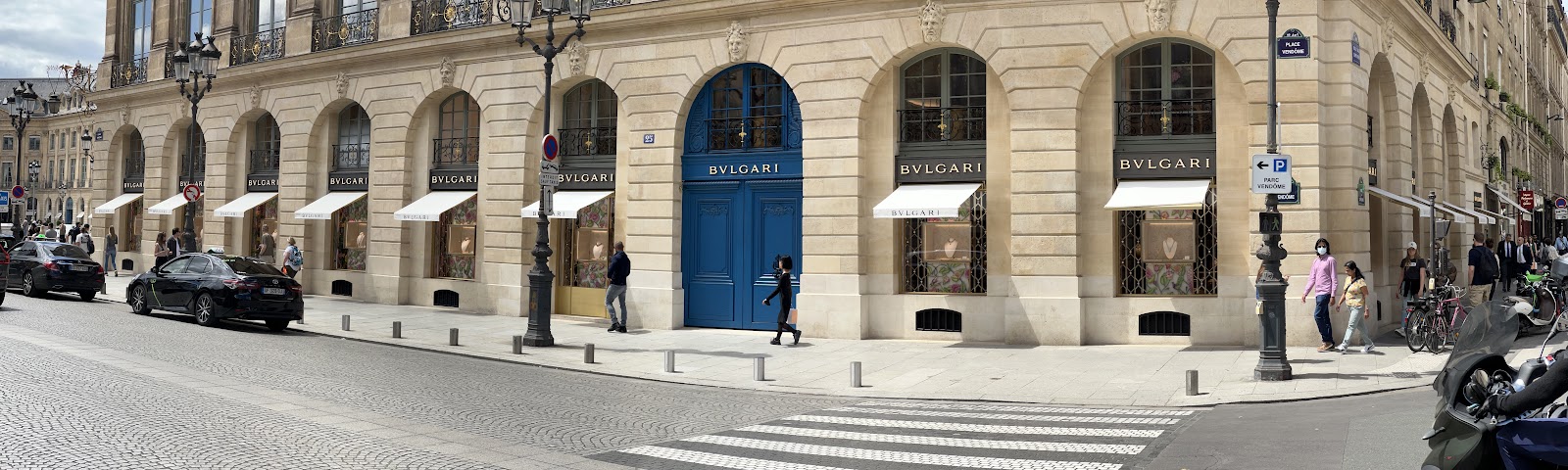 Bulgari, Joaillerie et horlogerie, à Paris