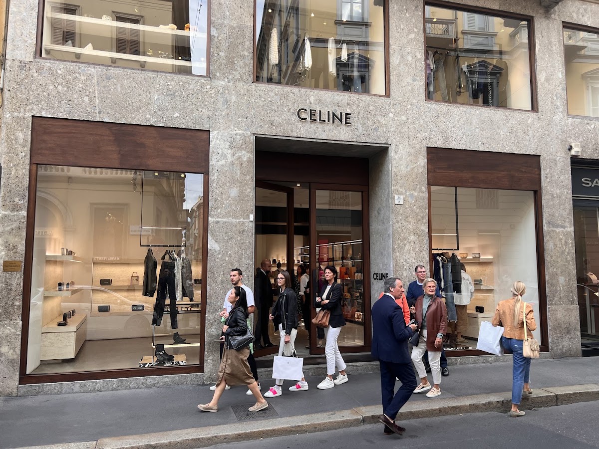 Céline Milano Montenapoleone, Maisons de mode, à Milan