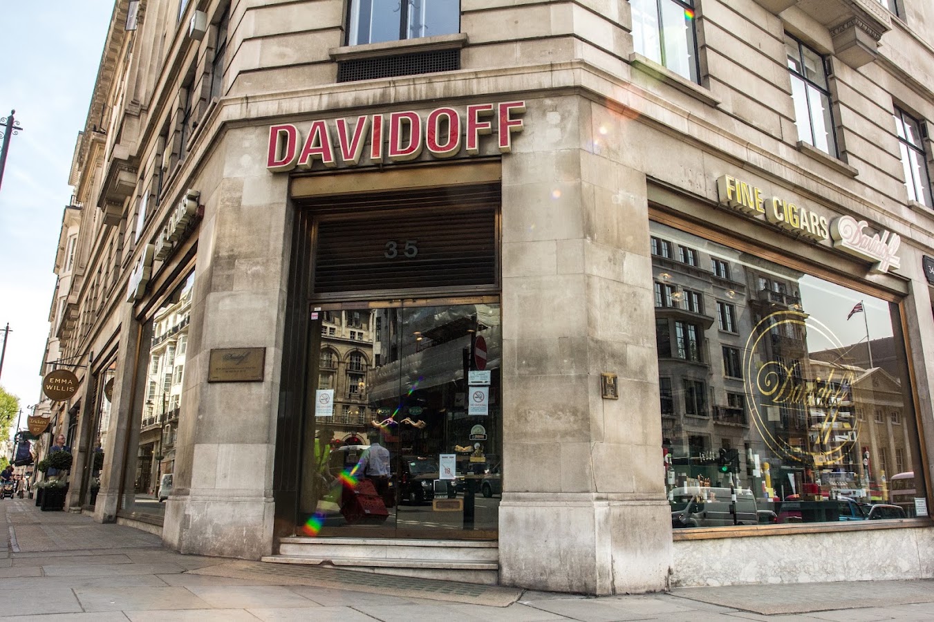 Davidoff Cigars London, à Londres