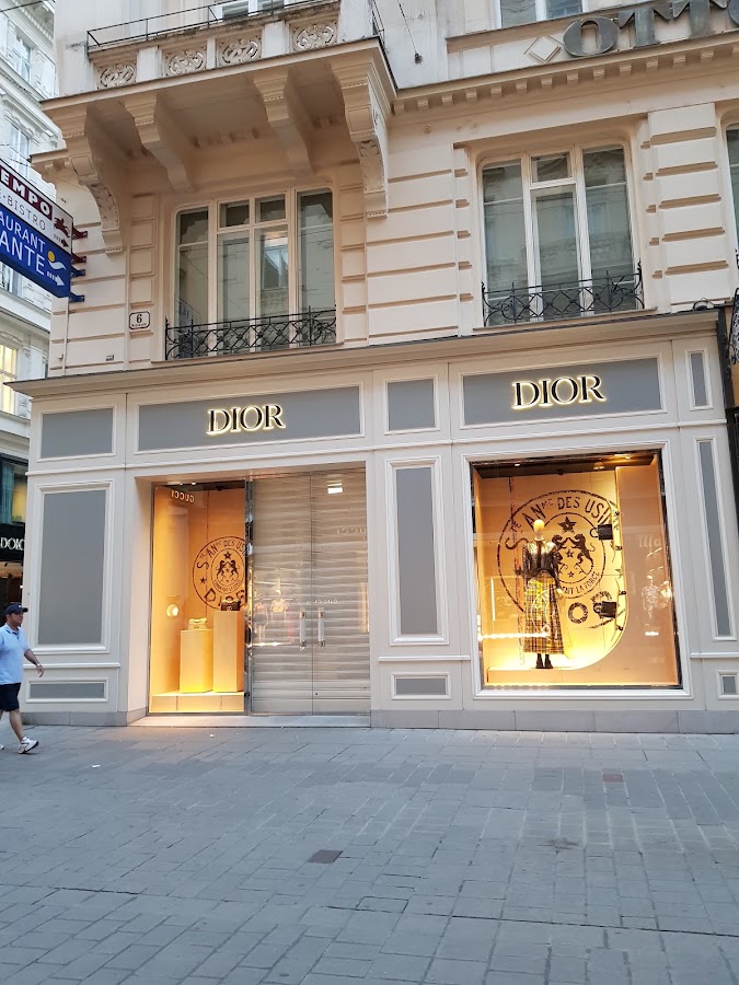 Dior Vienna, Maisons de mode