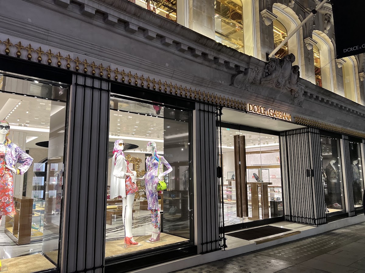 Dolce & Gabbana, Maisons de mode, à Londres