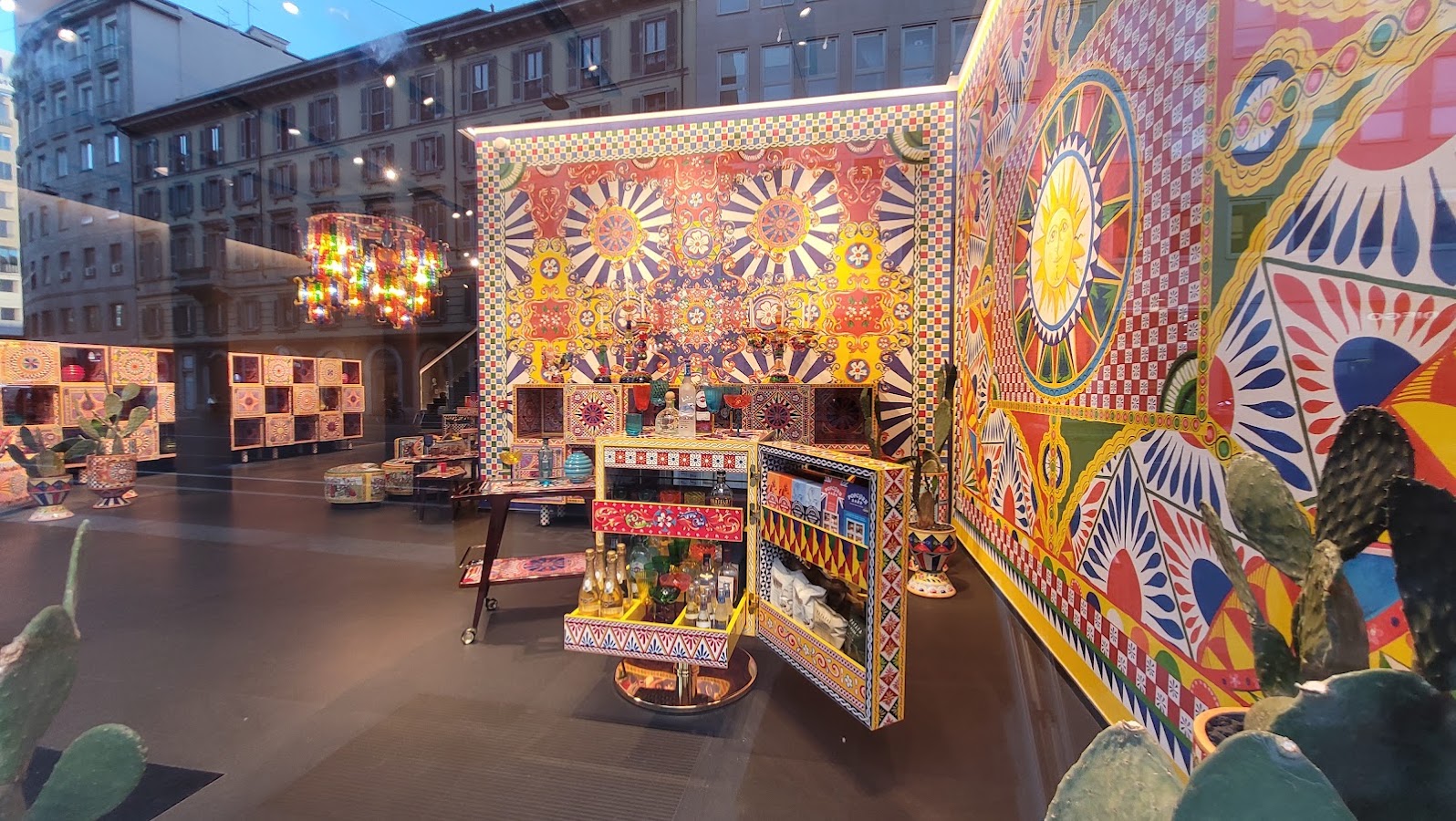 Dolce & Gabbana Milano, Maisons de mode, à Milan