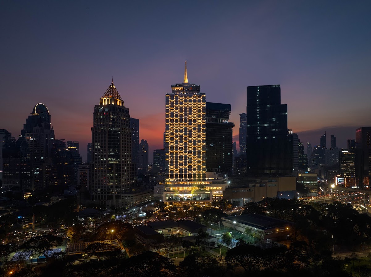 Dusit Thani Bangkok, Hôtels et palaces