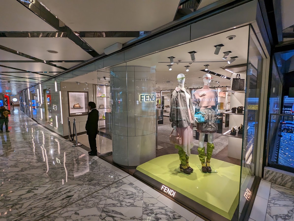 Fendi Sydney Westfield, Maisons de mode