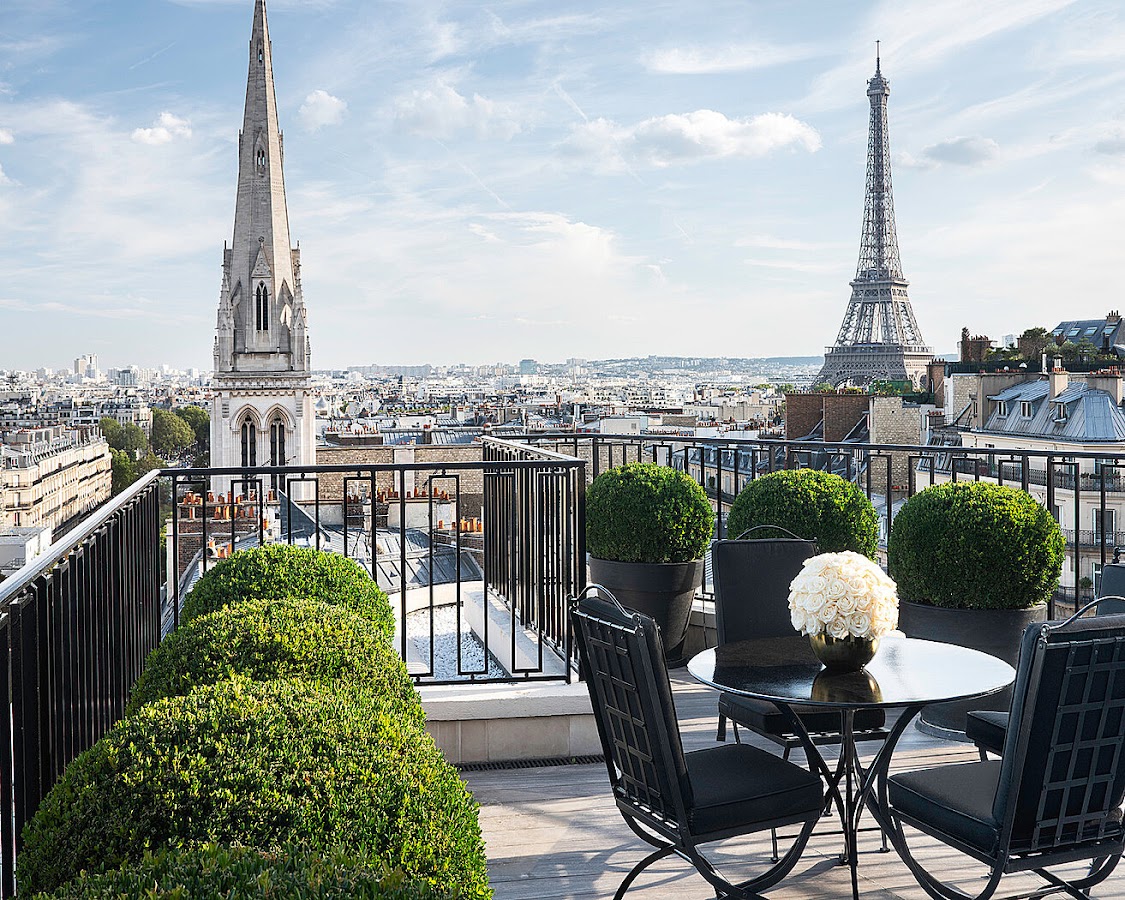 Four Seasons Hôtel George V, Hôtels et palaces, à Paris