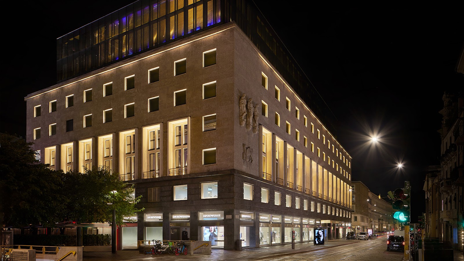 Giorgio Armani Via Montenapoleone, Maisons de mode, à Milan