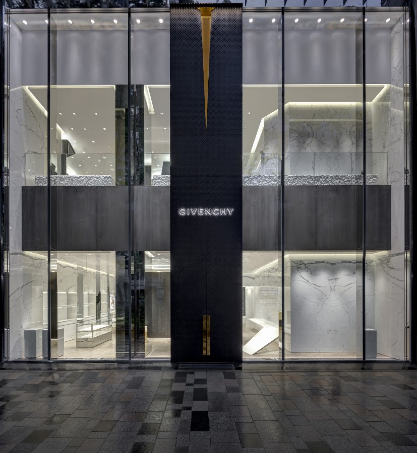 Givenchy Tokyo Aoyama, Maisons de mode