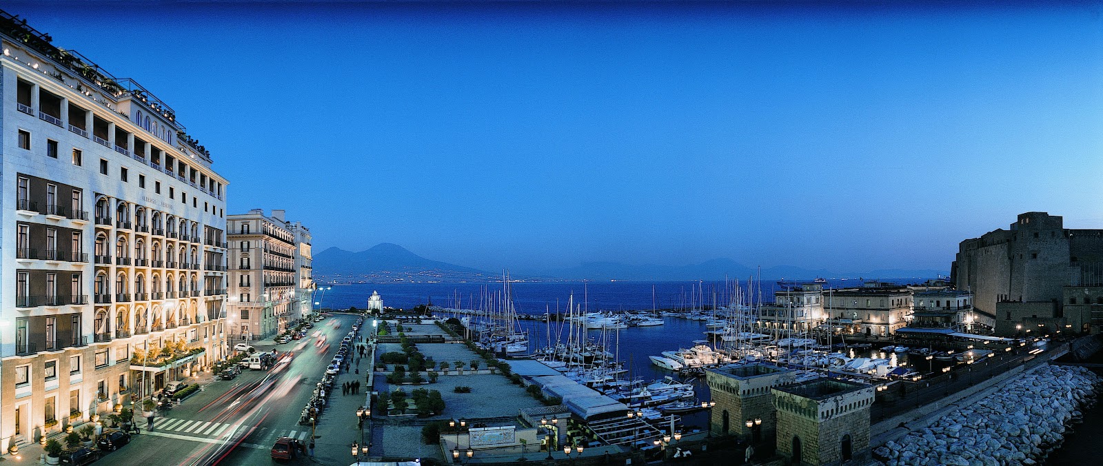 Grand Hotel Vesuvio Naples, Hôtels et palaces