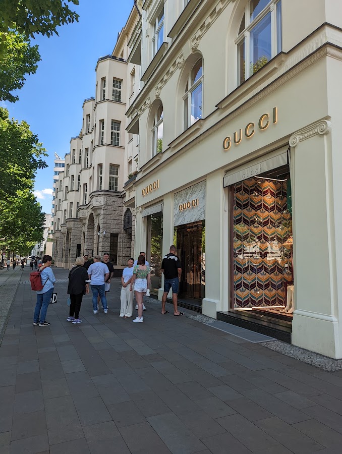 Gucci, Maisons de mode