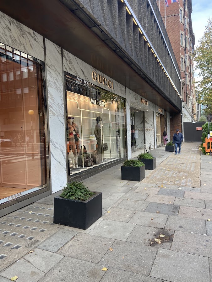 Gucci Sloane Street London, Maisons de mode, à Londres