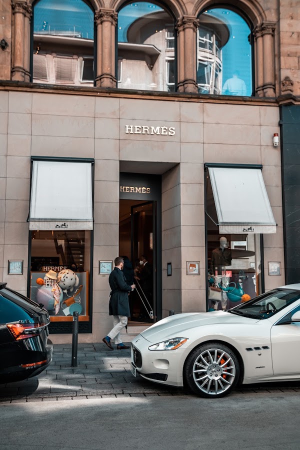 Hermès, Maisons de mode