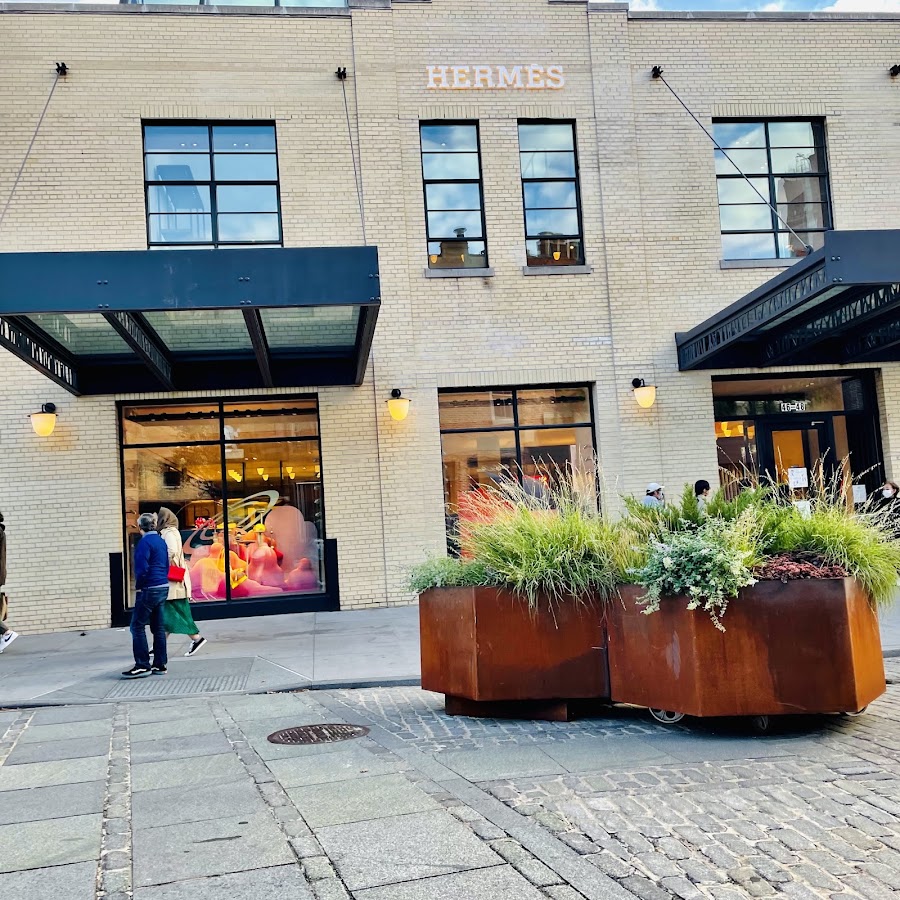 Hermès New York SoHo, Maisons de mode, à New York