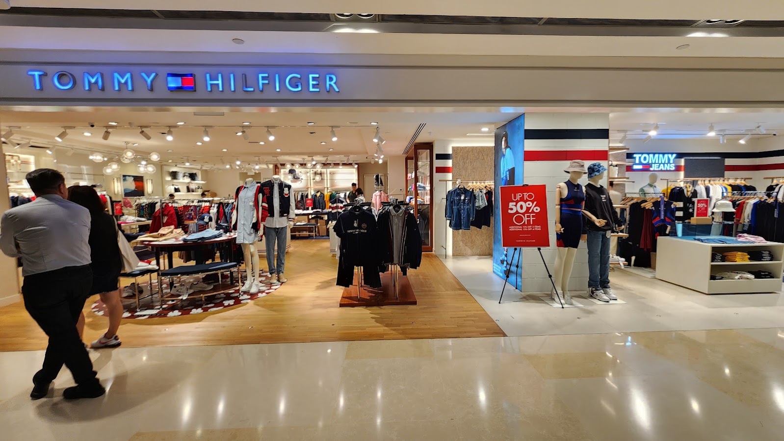 ION Orchard Singapore, Maisons de mode