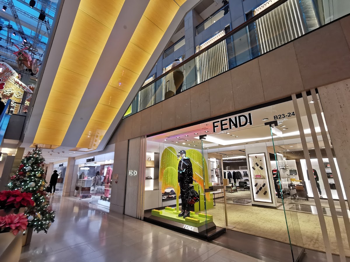 Landmark Hong Kong, Maisons de mode