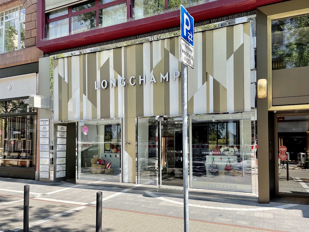 Longchamp, Maisons de mode