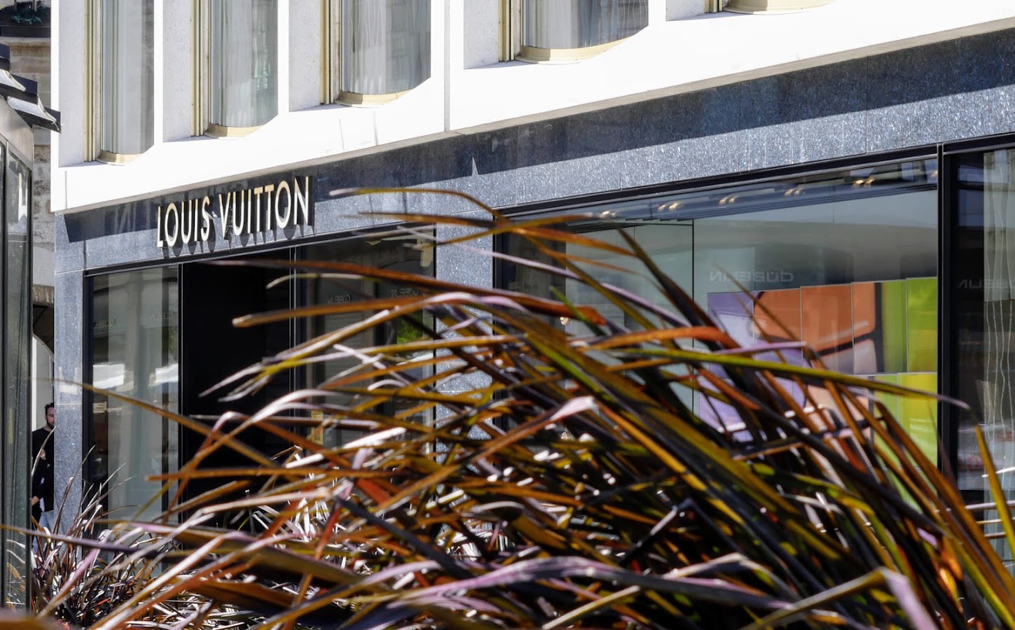 Louis Vuitton Geneva, Maisons de mode, à Genève