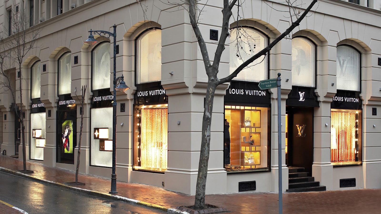 Louis Vuitton Istanbul, Maisons de mode