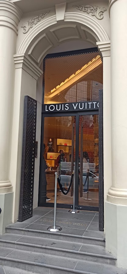 Louis Vuitton Melbourne, Maisons de mode