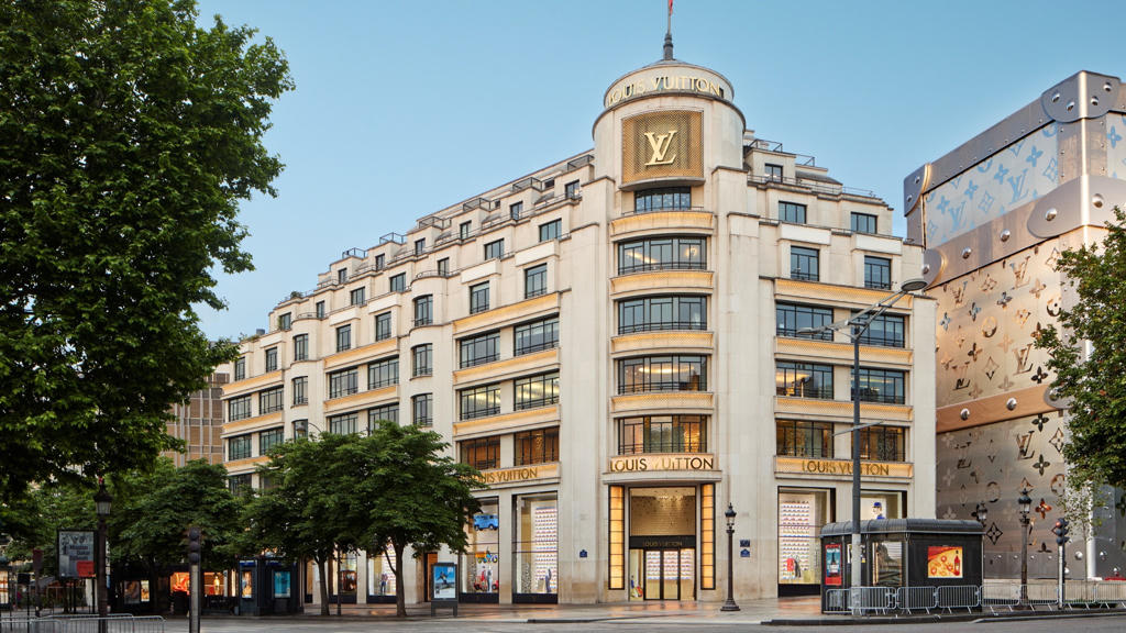 Louis Vuitton Paris Champs-Élysées, Maisons de mode, à Paris