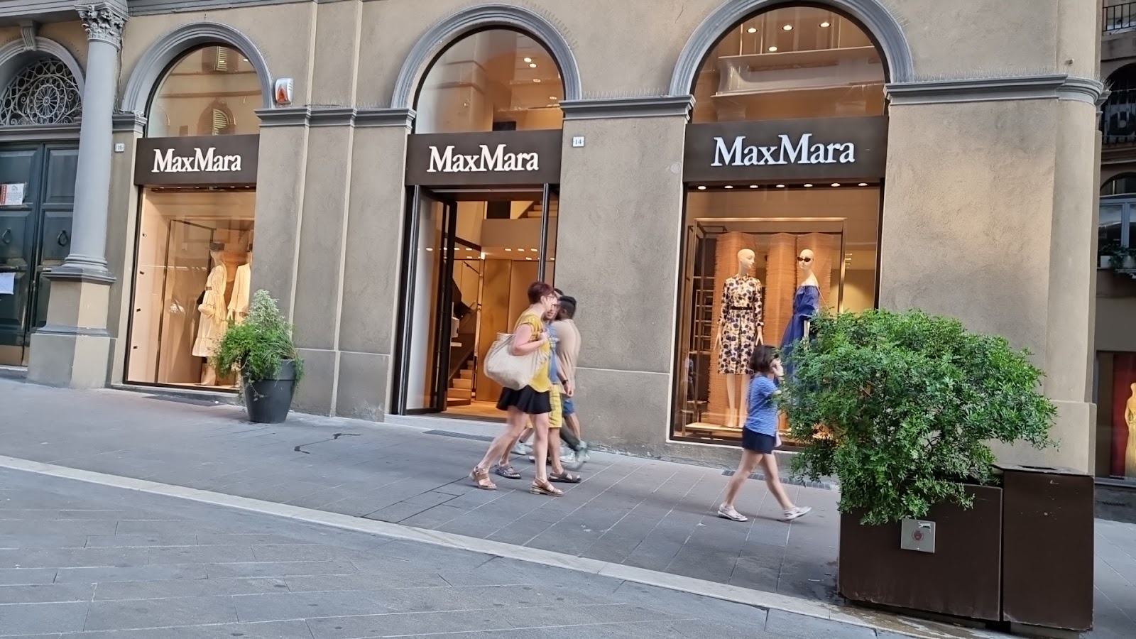 Max Mara, Maisons de mode