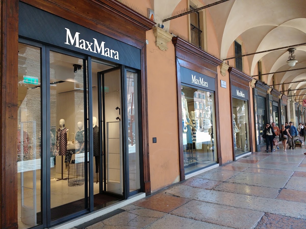 Max Mara, Maisons de mode
