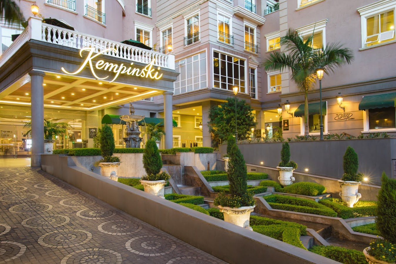 Nairobi Villa Rosa Kempinski, Hôtels et palaces