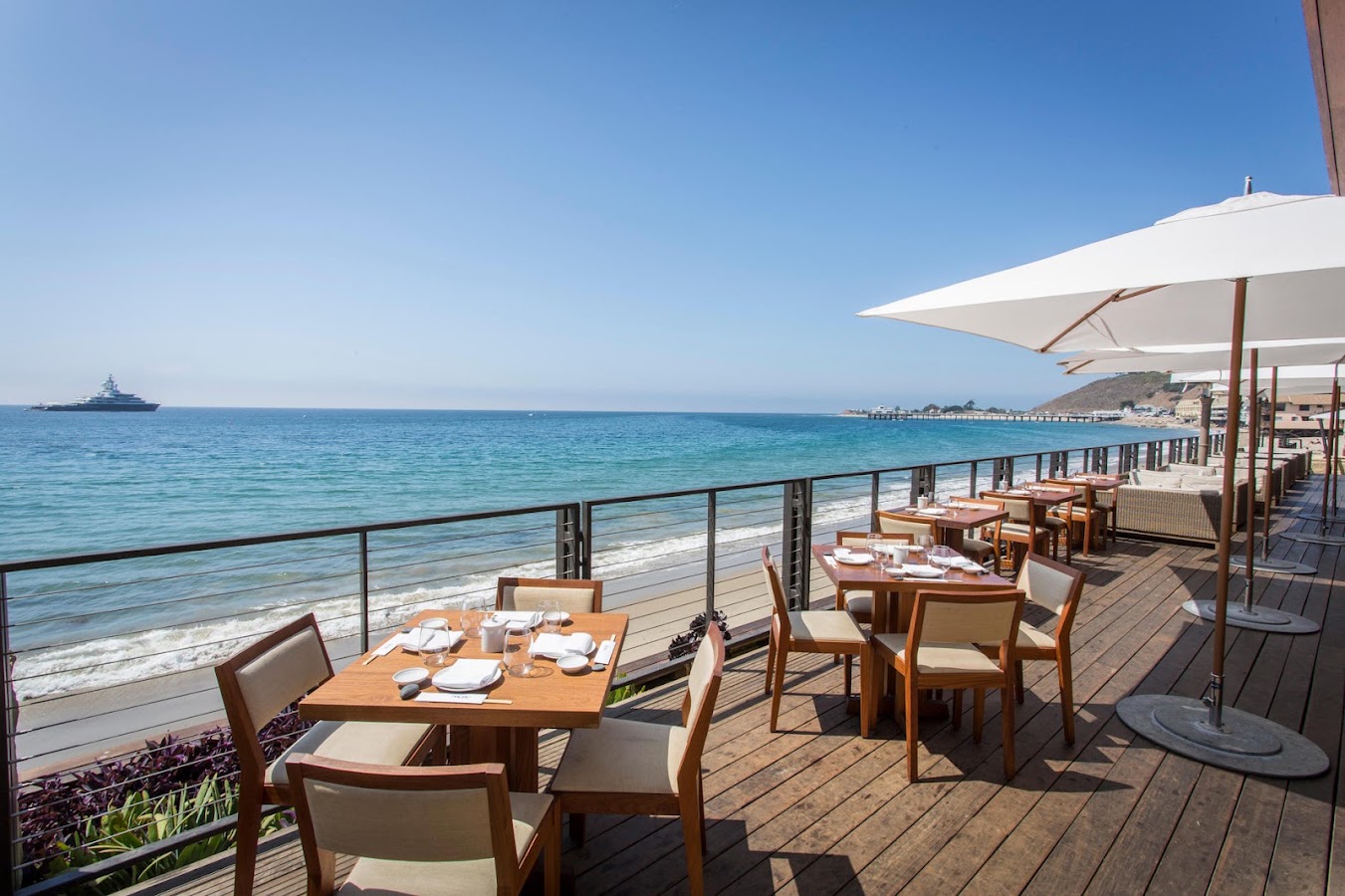 Nobu Malibu, Hôtels et palaces