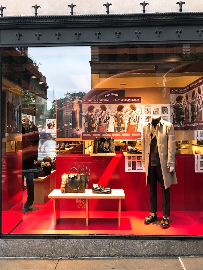 Prada Madison Avenue New York, Maisons de mode, à New York
