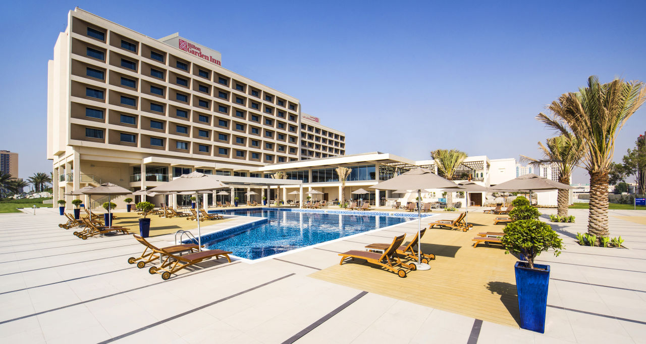 Ras Al Khaimah Hilton, Hôtels et palaces