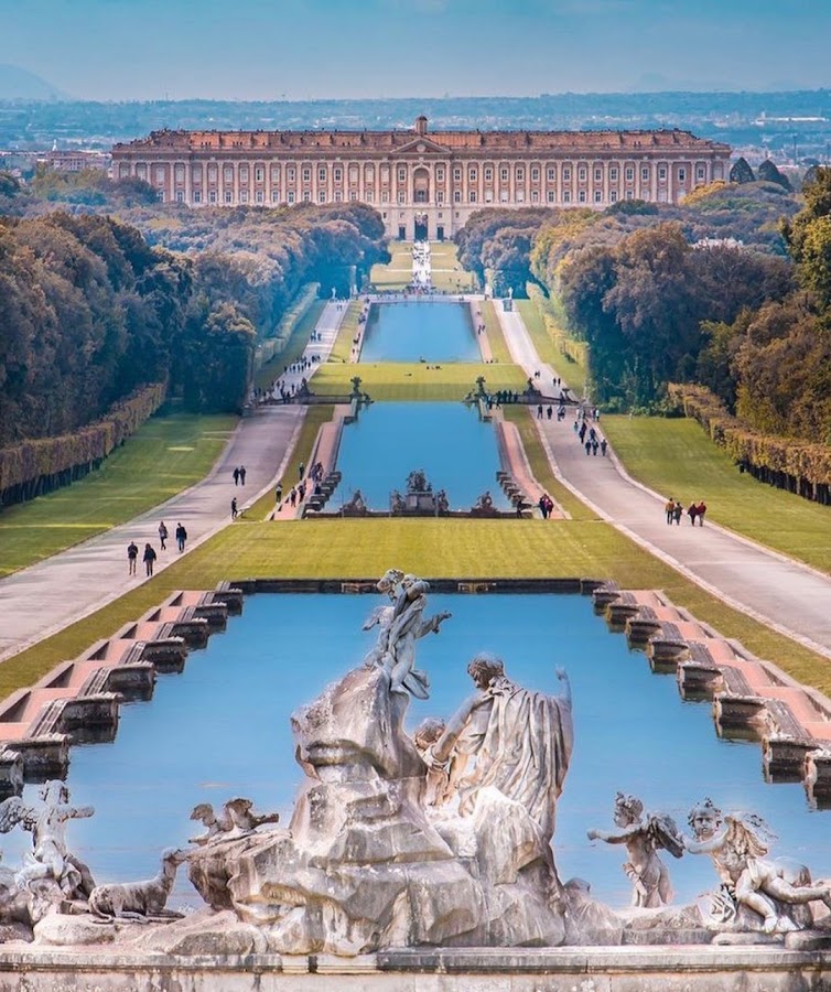 Reggia di Caserta Naples, Hôtels et palaces