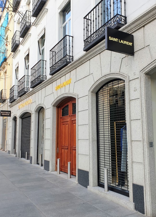Saint Laurent Madrid, Maisons de mode
