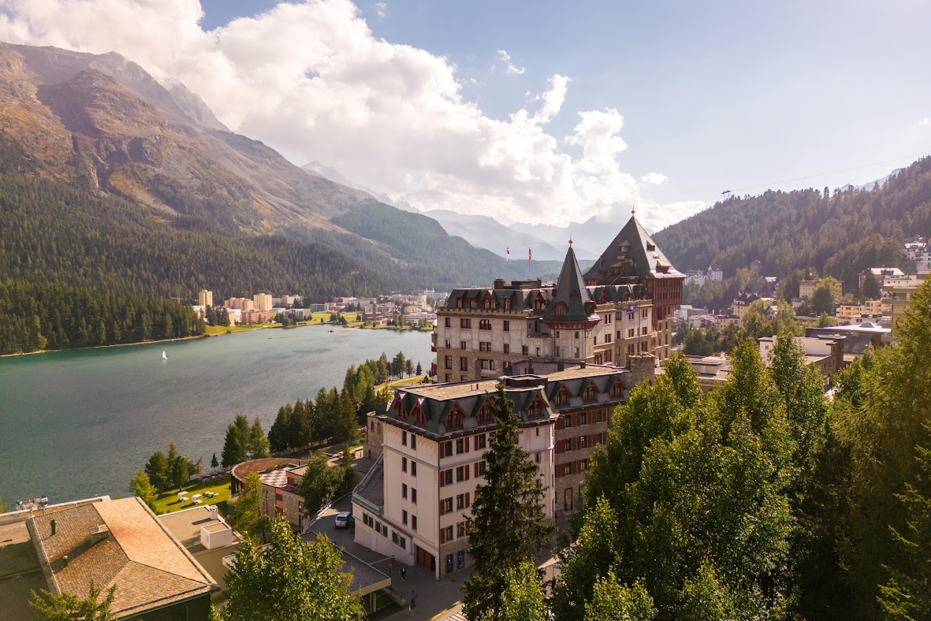 St. Moritz Palace Hotel, Hôtels et palaces
