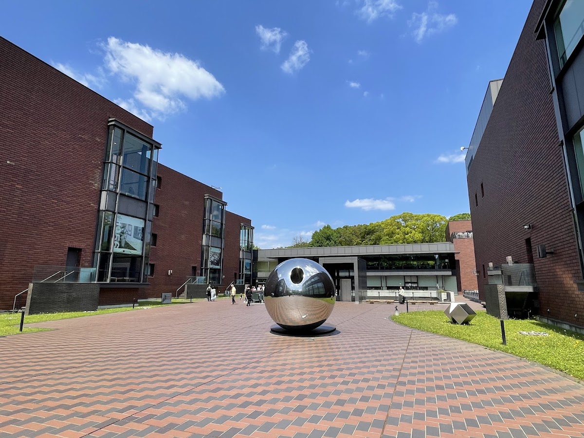 Tokyo Metropolitan Art Museum, Art et design