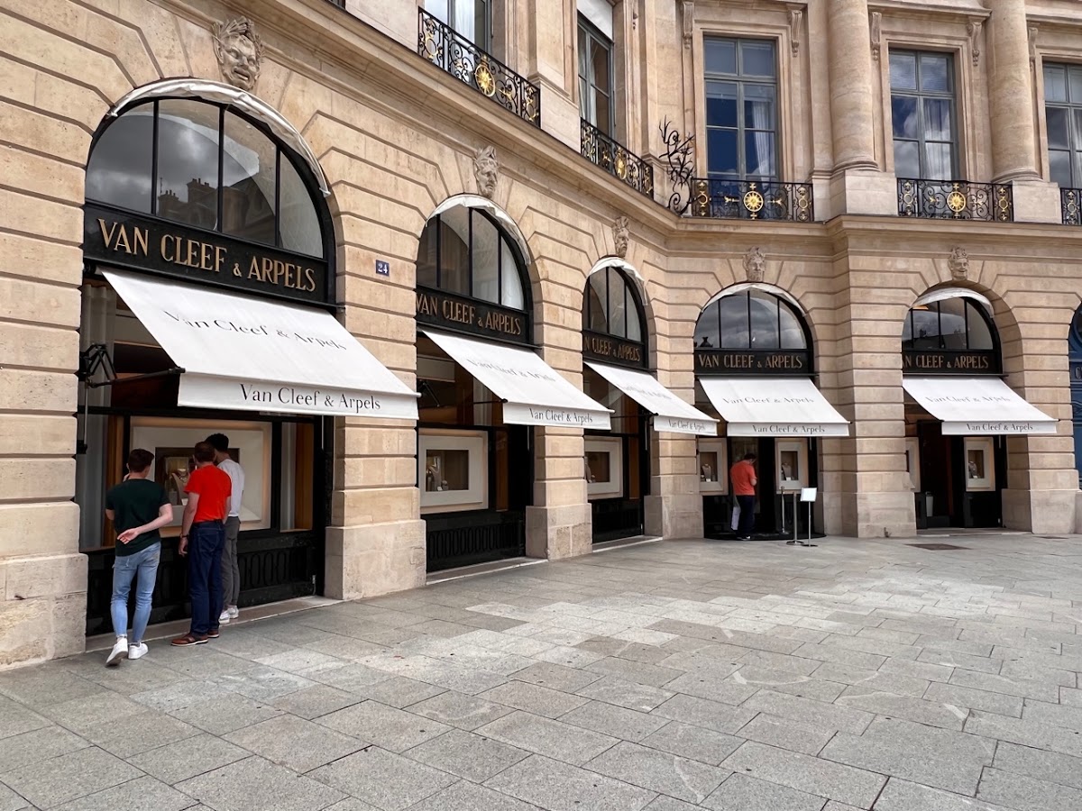 Van Cleef & Arpels, Joaillerie et horlogerie, à Paris