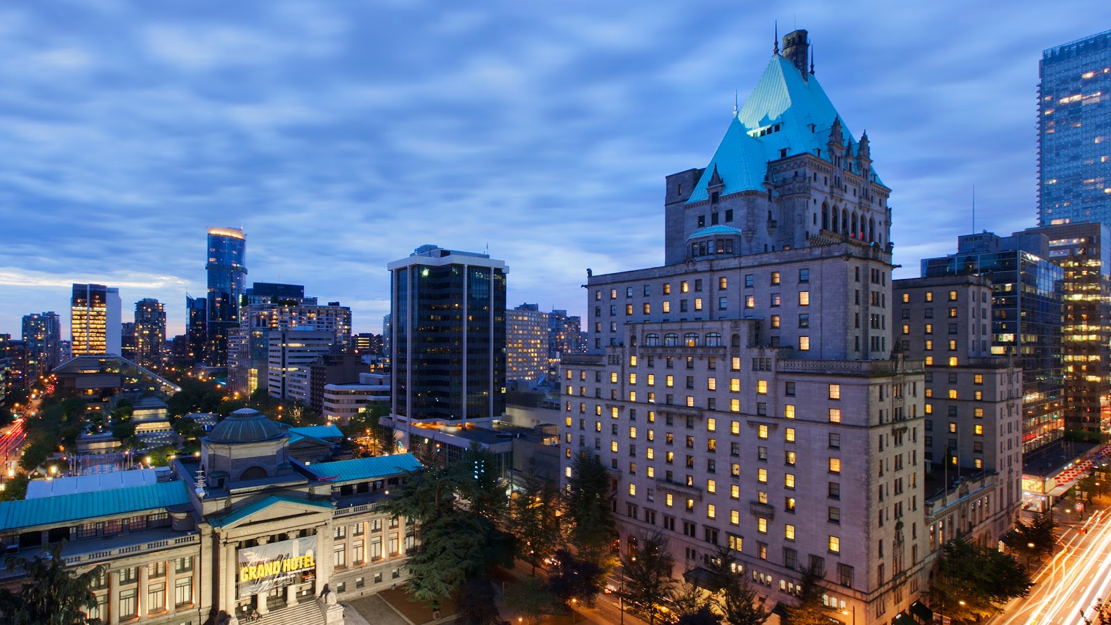 Vancouver Fairmont Hotel, Hôtels et palaces