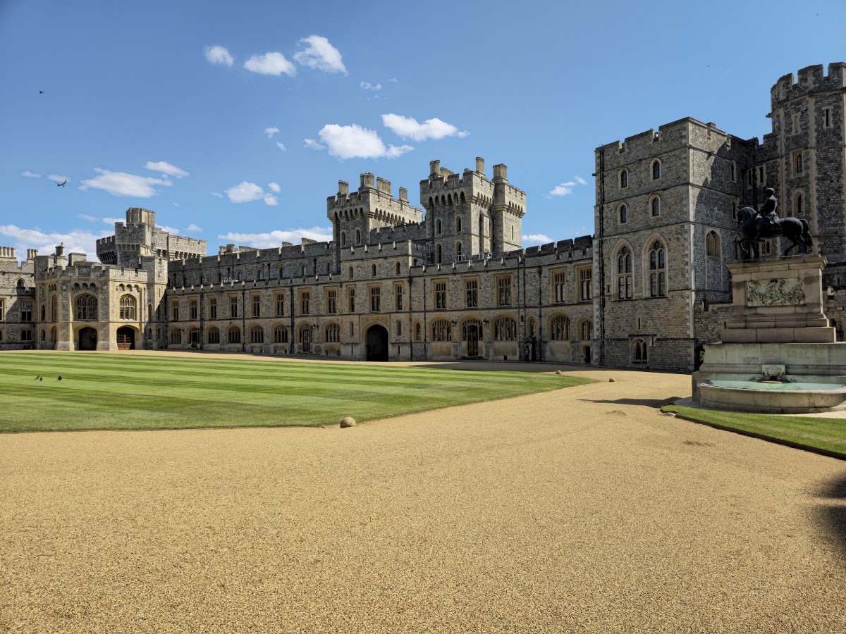 Windsor Castle, Hôtels et palaces